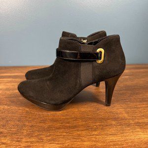 Bandolino Cambria Suede Platform Ankle Bootie Heels Size 8.5M